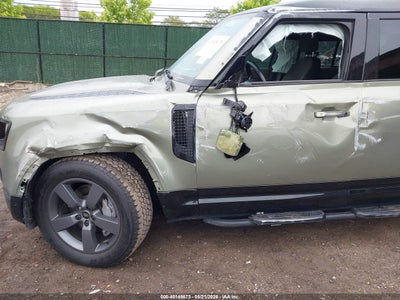 LAND ROVER DEFENDER