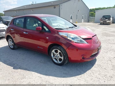 NISSAN LEAF