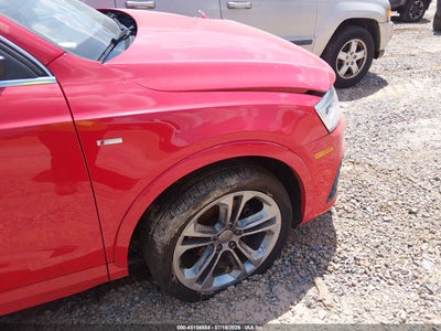 2018 AUDI Q3 19