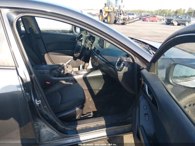 MAZDA MAZDA3