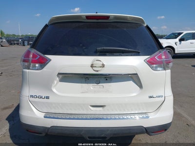 2015 NISSAN ROGUE 16