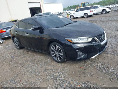 NISSAN MAXIMA
