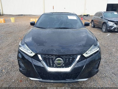 NISSAN MAXIMA