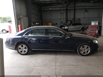 MERCEDES-BENZ S 560