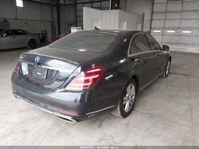 MERCEDES-BENZ S 560