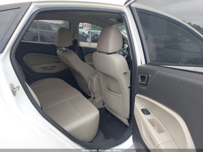 2015 FORD FIESTA 8