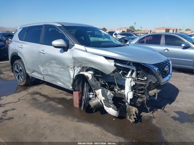 Фото 1 - NISSAN ROGUE