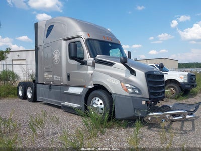 2020 Freightliner New Cascadia 126