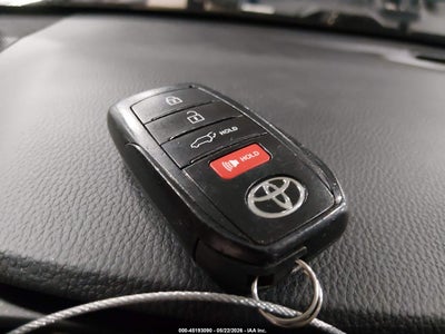 TOYOTA GRAND HIGHLANDER
