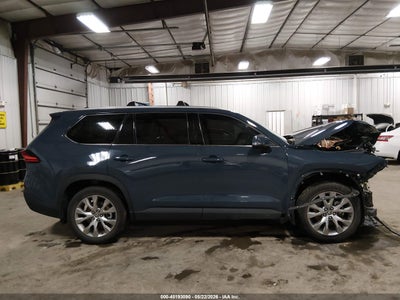 TOYOTA GRAND HIGHLANDER
