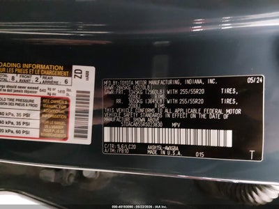 TOYOTA GRAND HIGHLANDER