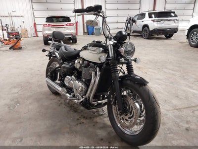 TRIUMPH MOTORCYCLE