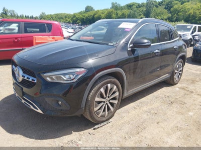 MERCEDES-BENZ GLA 250