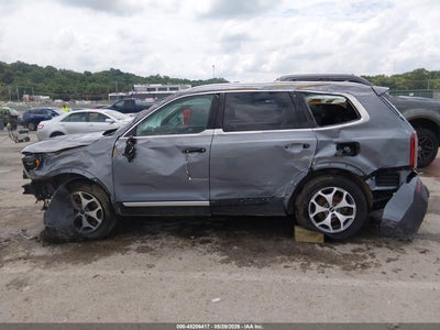 KIA TELLURIDE