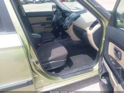 2011 KIA SOUL !