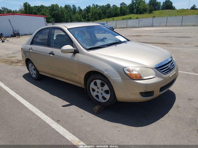 KNAFE221795655489 KIA SPECTRA Photo 1