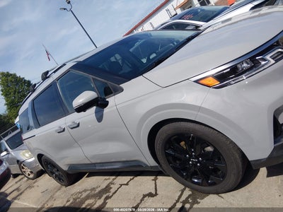 2023 KIA CARNIVAL MPV 13