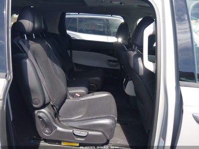 2023 KIA CARNIVAL MPV 8