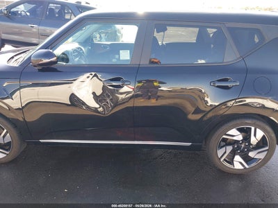 2023 KIA SOUL 13