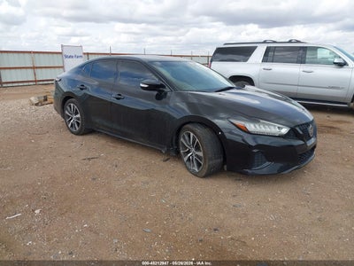 NISSAN MAXIMA