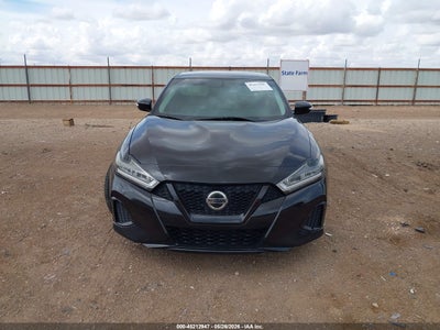 NISSAN MAXIMA
