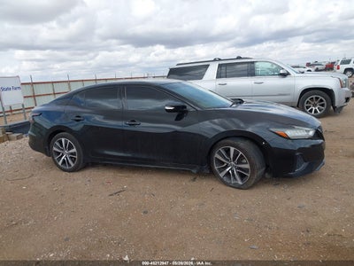 NISSAN MAXIMA