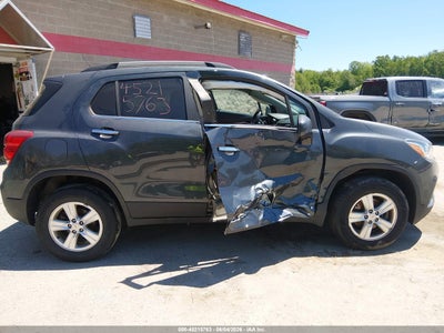 CHEVROLET TRAX