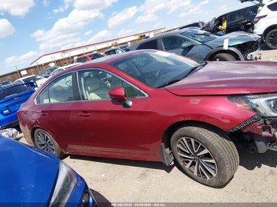 SUBARU LEGACY