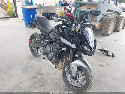 TRIUMPH MOTORCYCLE