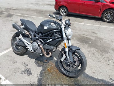 DUCATI MONSTER