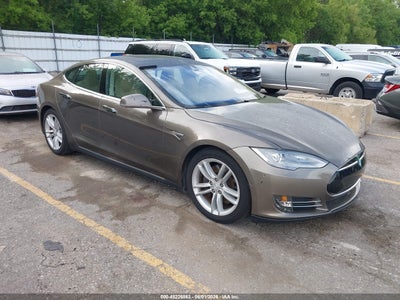2015 Tesla Model S 70d/85d/p85d მანქანა იყიდება აუქციონზე, vin: 5YJSA1E26FF119607, აუქციონის ნომერი: 45226863