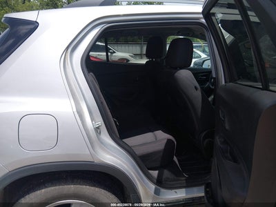 CHEVROLET TRAX