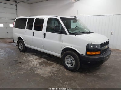 1GAWGEFG6J1249169 CHEVROLET EXPRESS 2500 Photo 1