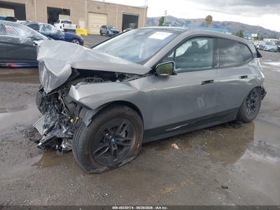 BMW IX
