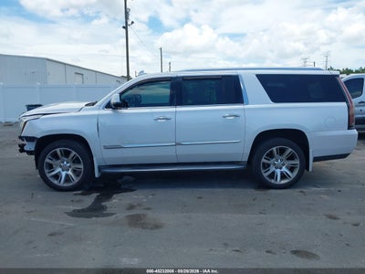 CADILLAC ESCALADE ESV