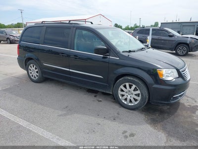 2016 Chrysler Town & country