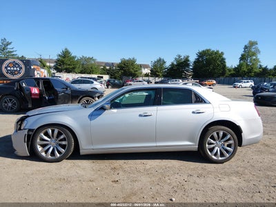 CHRYSLER 300