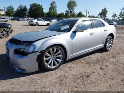 CHRYSLER 300