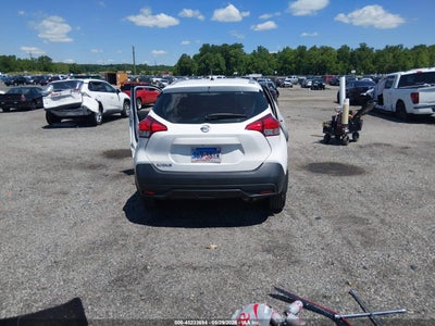 NISSAN KICKS