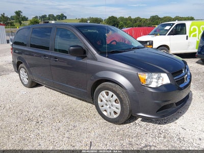 2C4RDGBG3JR296752 DODGE GRAND CARAVAN Photo 1