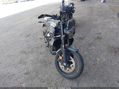 2024 Husqvarna Vitpilen 401/SVARTPILEN 401