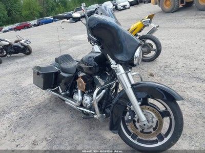 2012 Harley-davidson Flhx black Lot 111045237470 Vin 1HD1KBM12CB612706