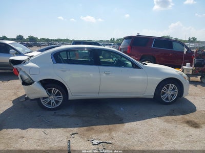 INFINITI Q40