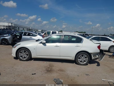 INFINITI Q40
