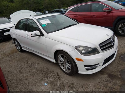 WDDGF8AB2EA942795 MERCEDES-BENZ C 300 Photo 1
