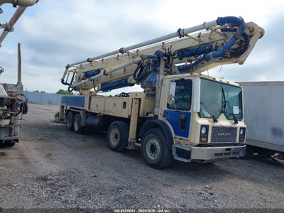 2007 Mack 600