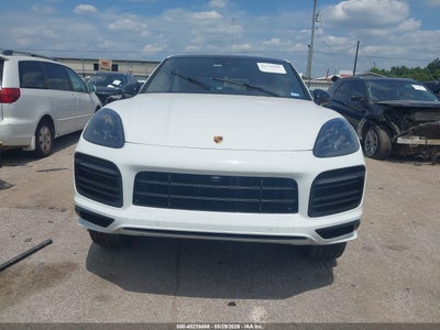 PORSCHE CAYENNE COUPE