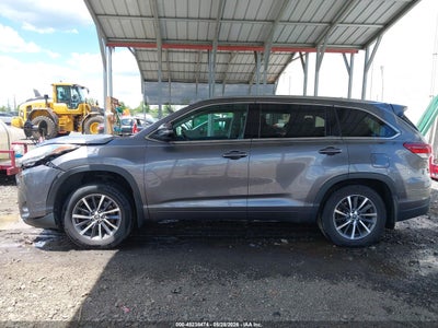 2018 TOYOTA HIGHLANDER 14