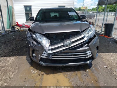 2018 TOYOTA HIGHLANDER 6
