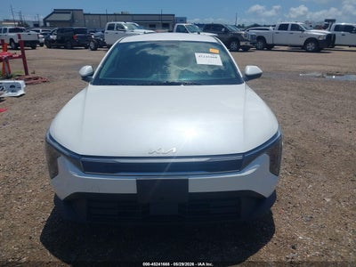 2025 KIA K4 13